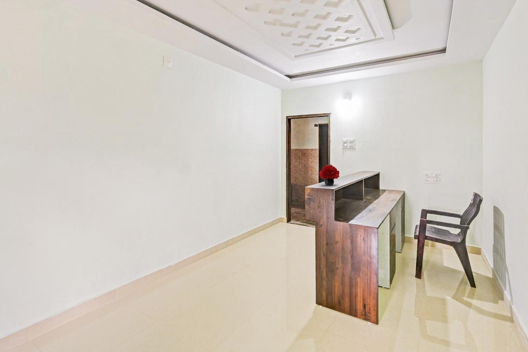 Hotel O Vrk Residency Kurmannapalem Exterior photo